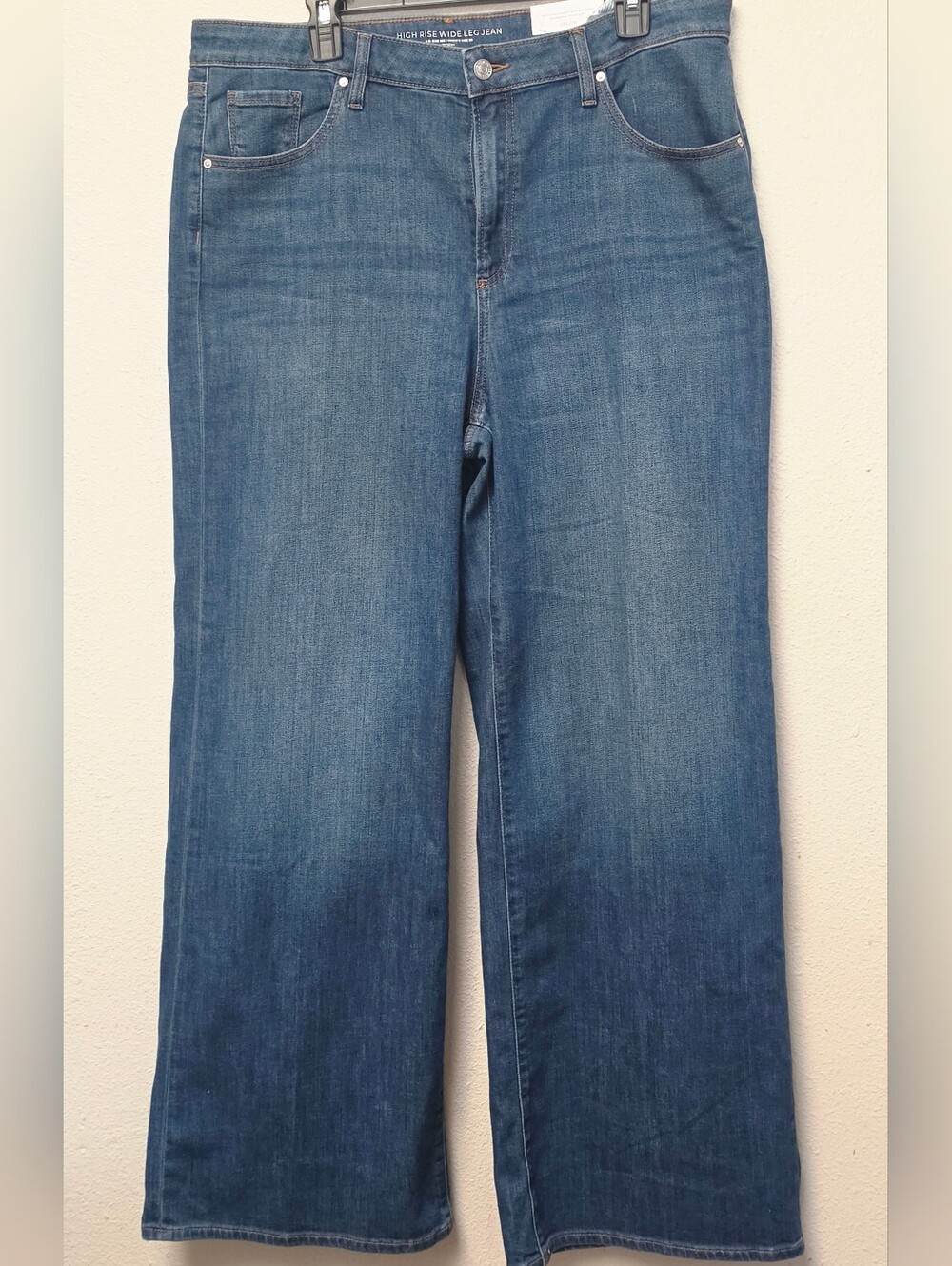 Chico's High Rise Wide Leg Jean - Picture 3 of 13